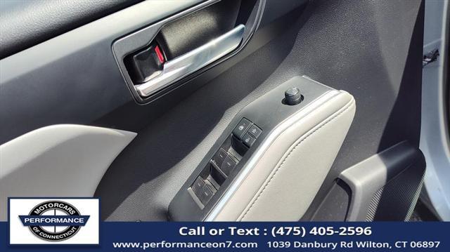 used 2020 Toyota Highlander car, priced at $29,995