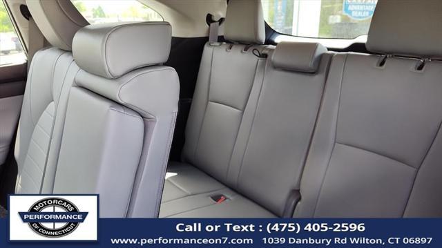 used 2020 Toyota Highlander car, priced at $29,995