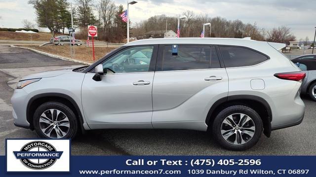 used 2020 Toyota Highlander car, priced at $29,995