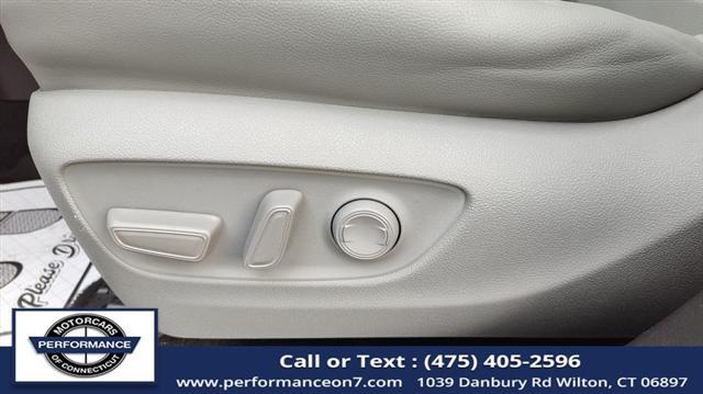 used 2020 Toyota Highlander car, priced at $29,995