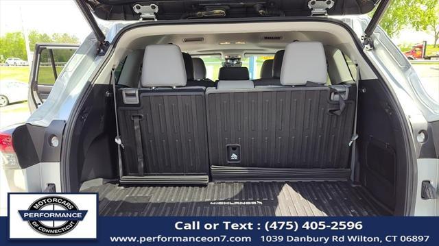 used 2020 Toyota Highlander car, priced at $29,995