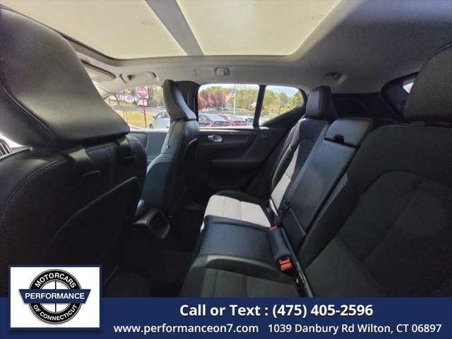 used 2020 Volvo XC40 car, priced at $28,995
