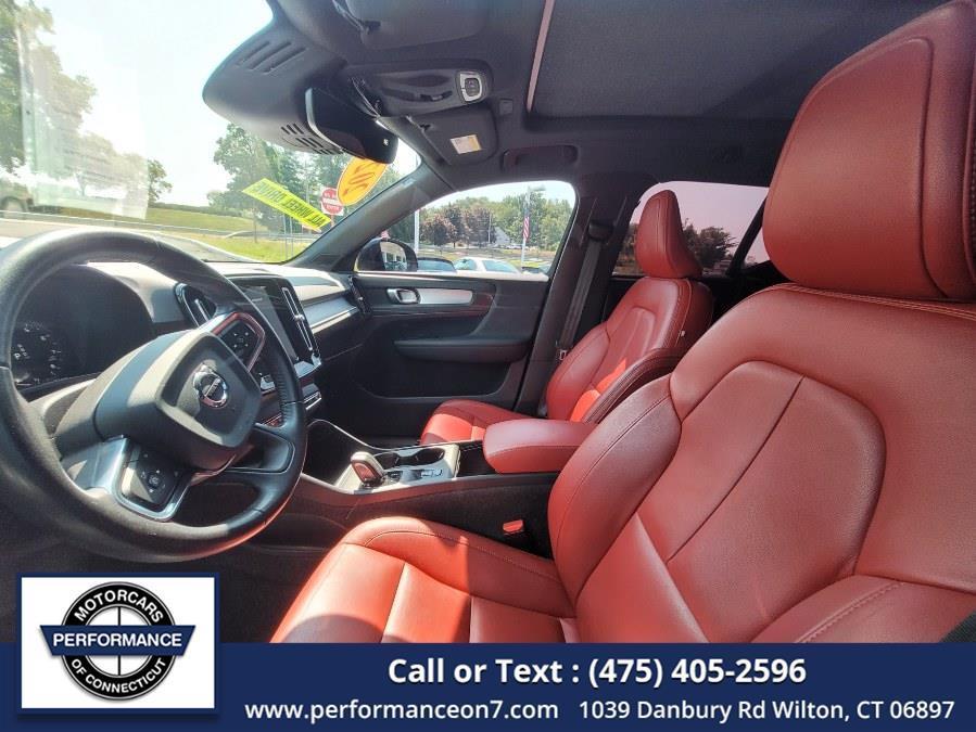 used 2020 Volvo XC40 car, priced at $28,980
