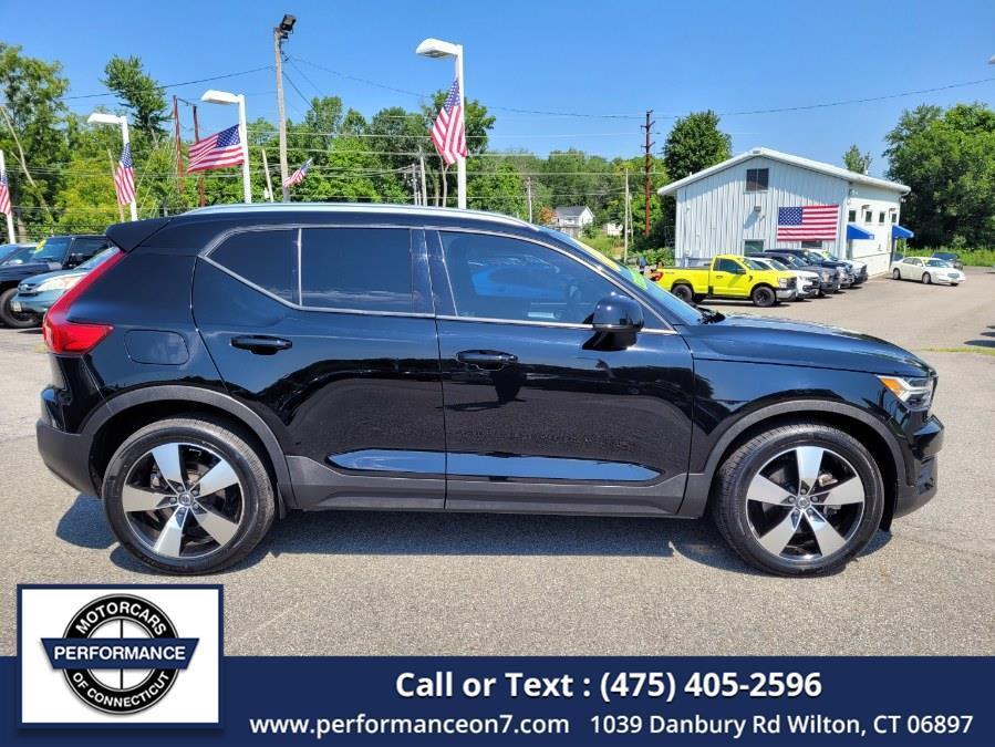 used 2020 Volvo XC40 car, priced at $28,980