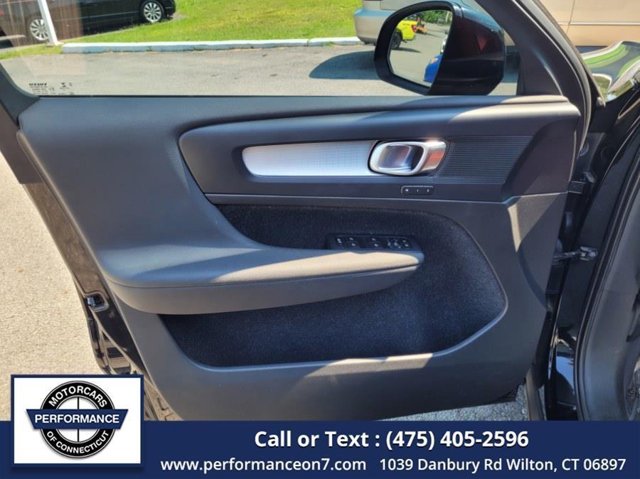 used 2020 Volvo XC40 car, priced at $28,980
