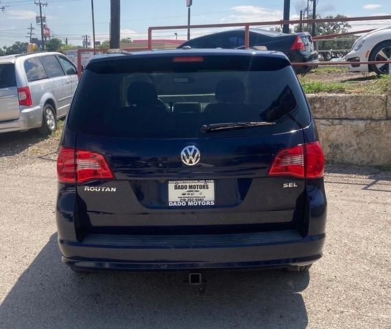 used 2012 Volkswagen Routan car, priced at $8,995