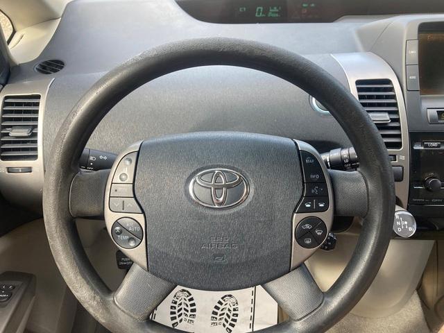 used 2007 Toyota Prius car, priced at $10,995