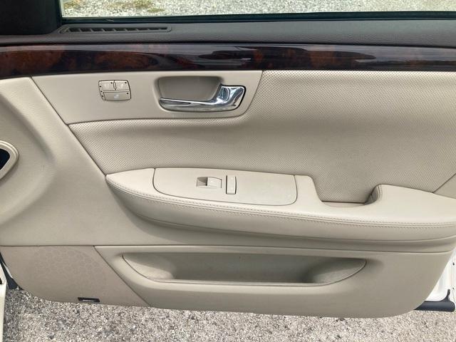 used 2010 Cadillac DTS car, priced at $10,495