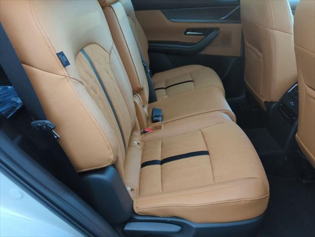 new 2025 Mazda CX-70 car, priced at $58,050