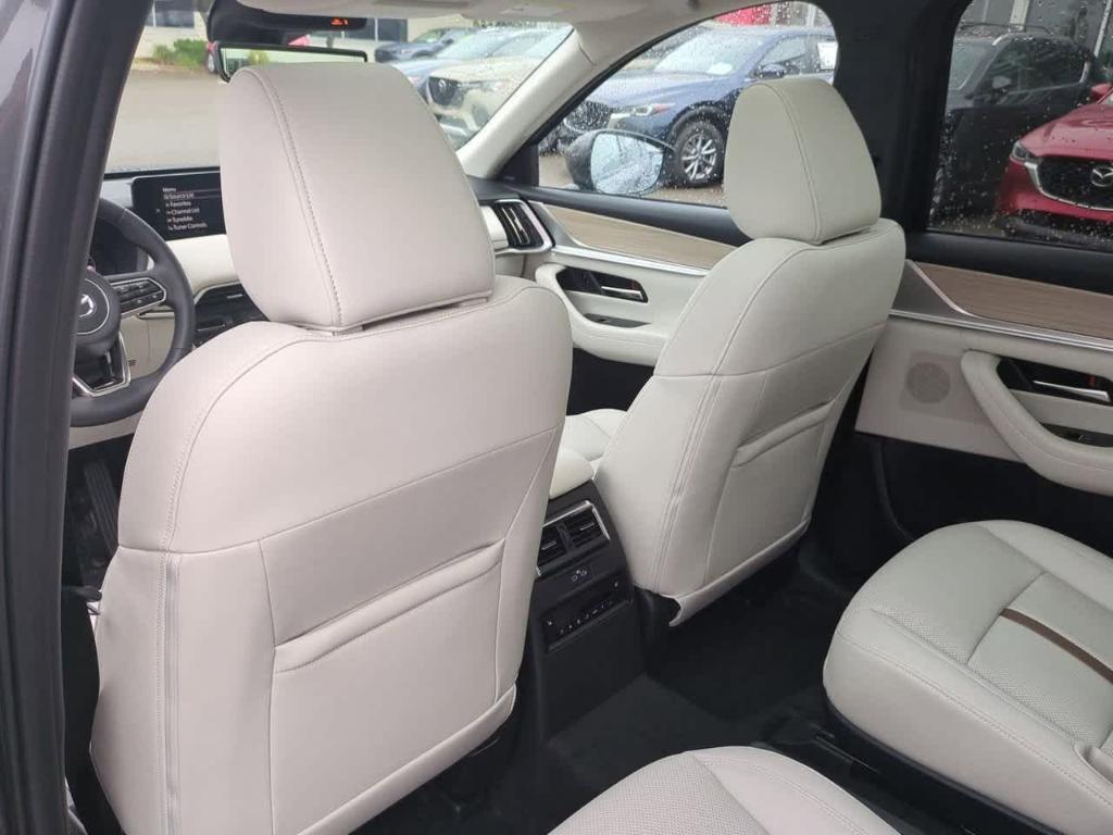 new 2025 Mazda CX-90 PHEV car, priced at $61,825