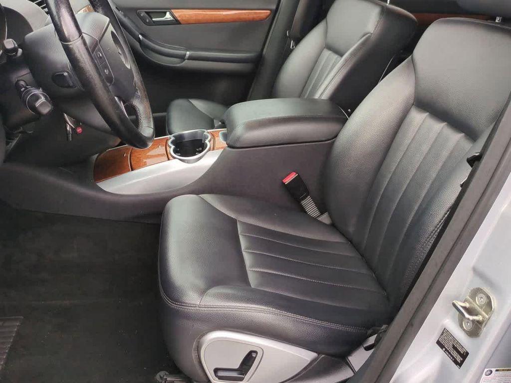 used 2008 Mercedes-Benz R-Class car, priced at $5,000