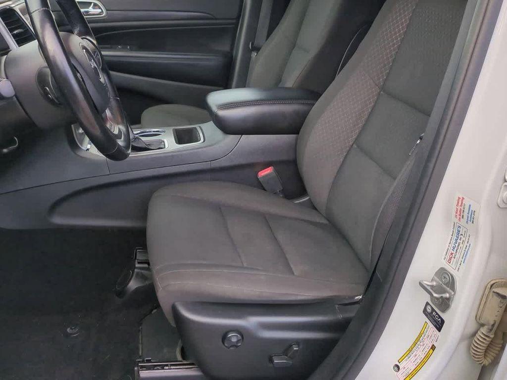 used 2021 Jeep Grand Cherokee car, priced at $18,297