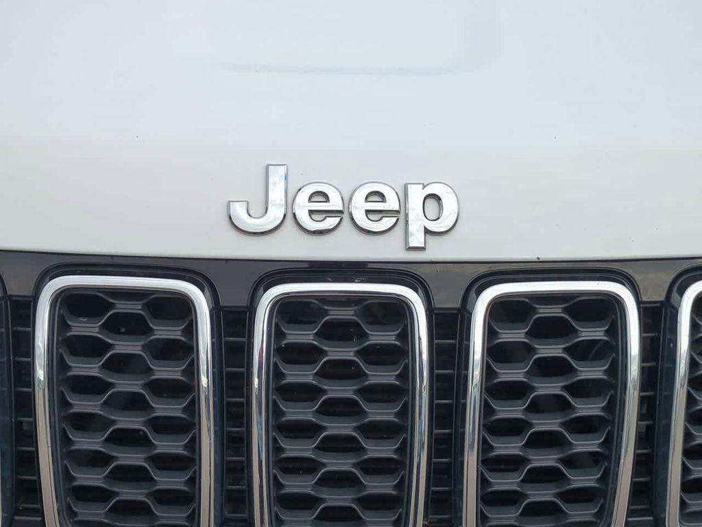used 2021 Jeep Grand Cherokee car, priced at $18,297