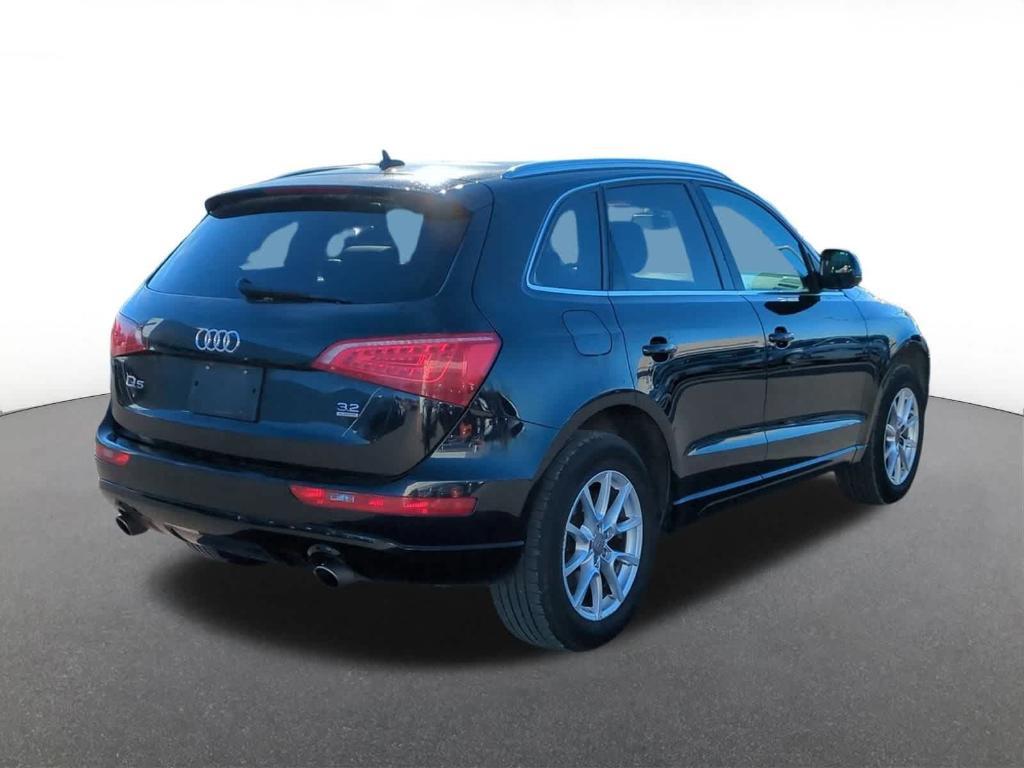used 2009 Audi Q5 car, priced at $5,000