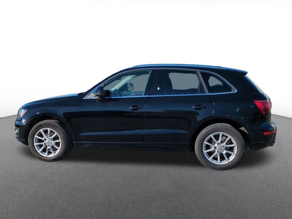 used 2009 Audi Q5 car, priced at $5,000