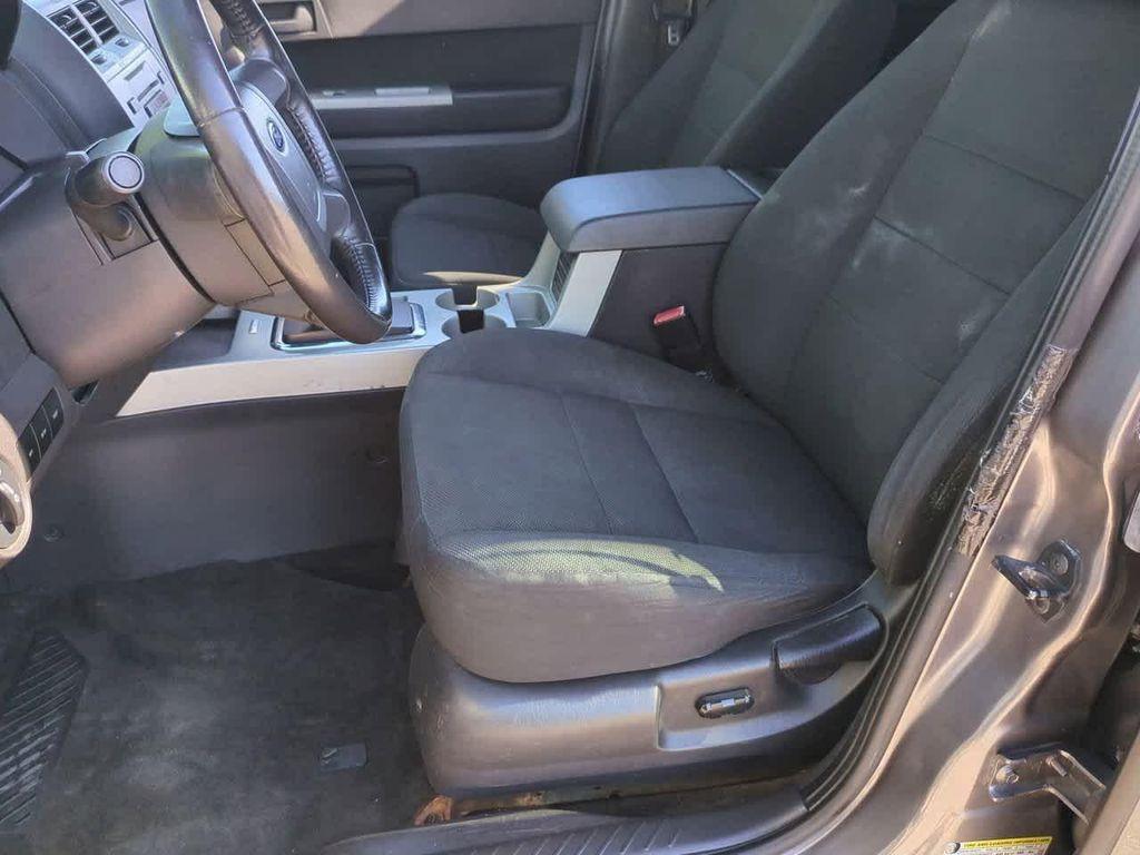 used 2009 Ford Escape car, priced at $3,200