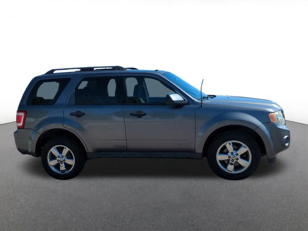 used 2009 Ford Escape car, priced at $3,500