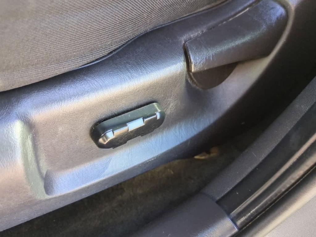 used 2009 Ford Escape car, priced at $3,500