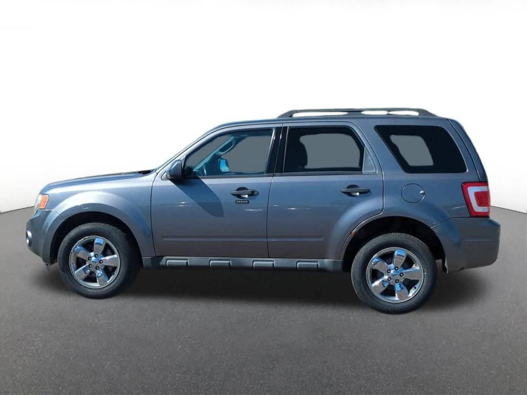 used 2009 Ford Escape car, priced at $3,500