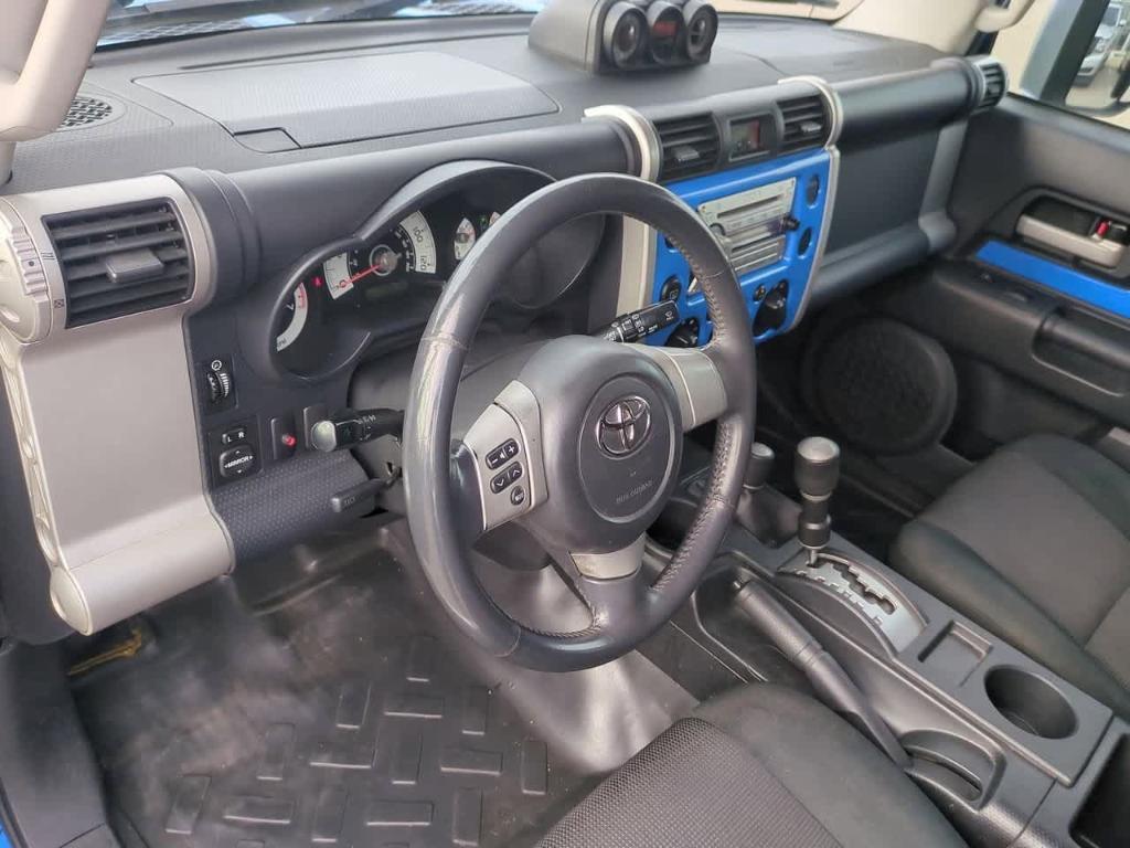 used 2007 Toyota FJ Cruiser car, priced at $8,997