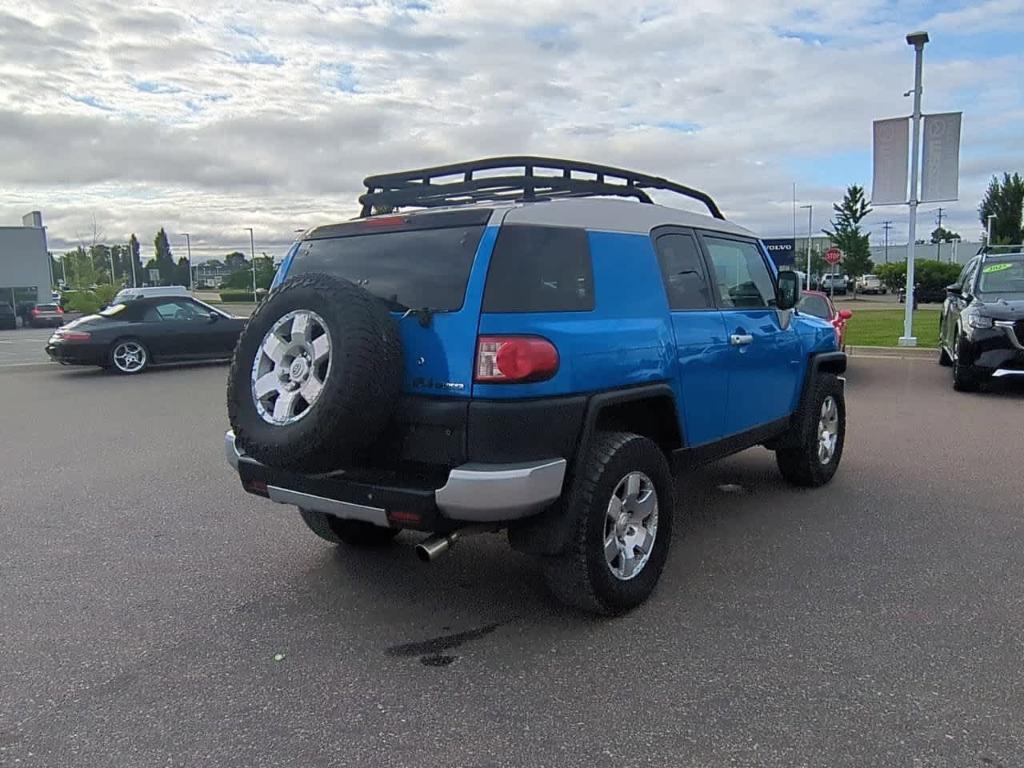 used 2007 Toyota FJ Cruiser car, priced at $8,997