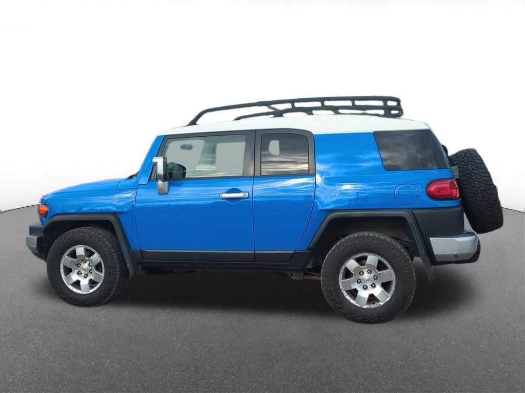 used 2007 Toyota FJ Cruiser car, priced at $8,997