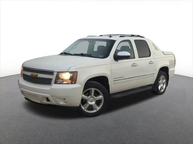 used 2011 Chevrolet Avalanche car, priced at $6,000