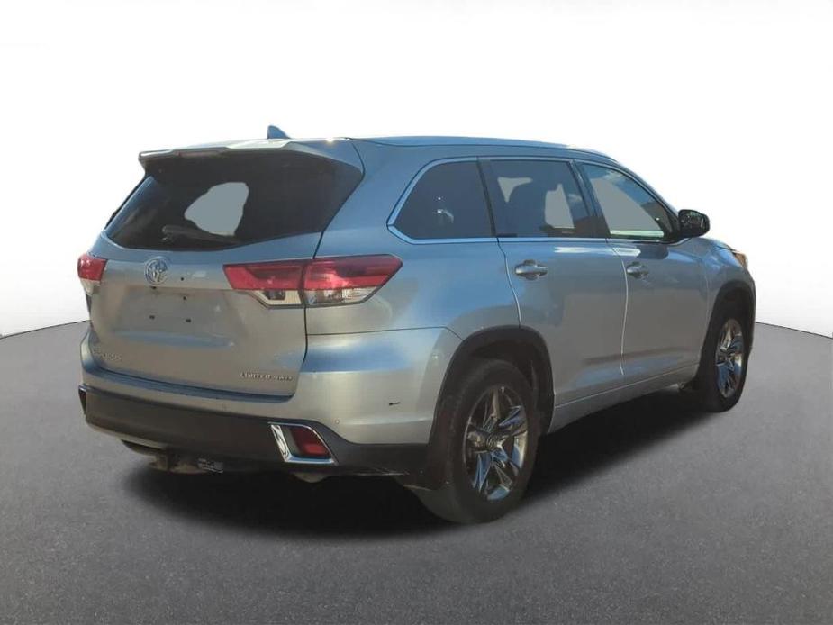 used 2018 Toyota Highlander car, priced at $16,997