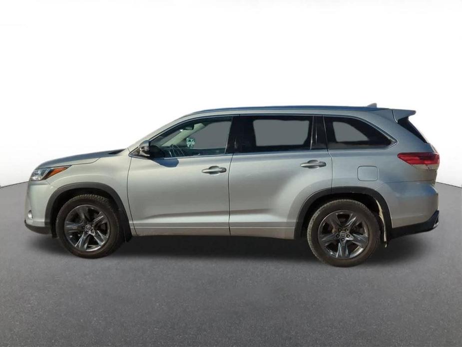 used 2018 Toyota Highlander car, priced at $16,997