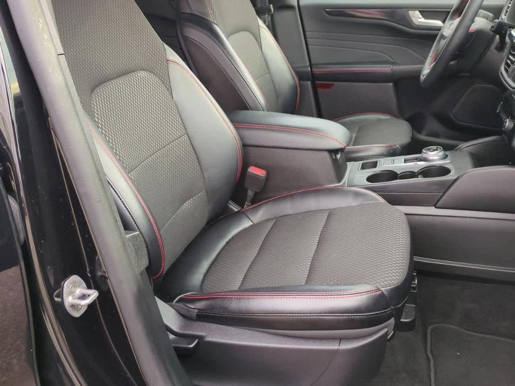 used 2024 Ford Escape car, priced at $22,985