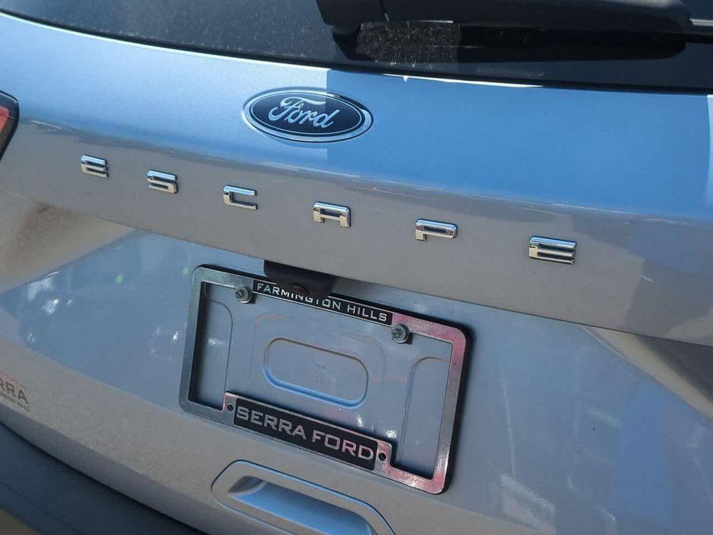 used 2022 Ford Escape car, priced at $19,250