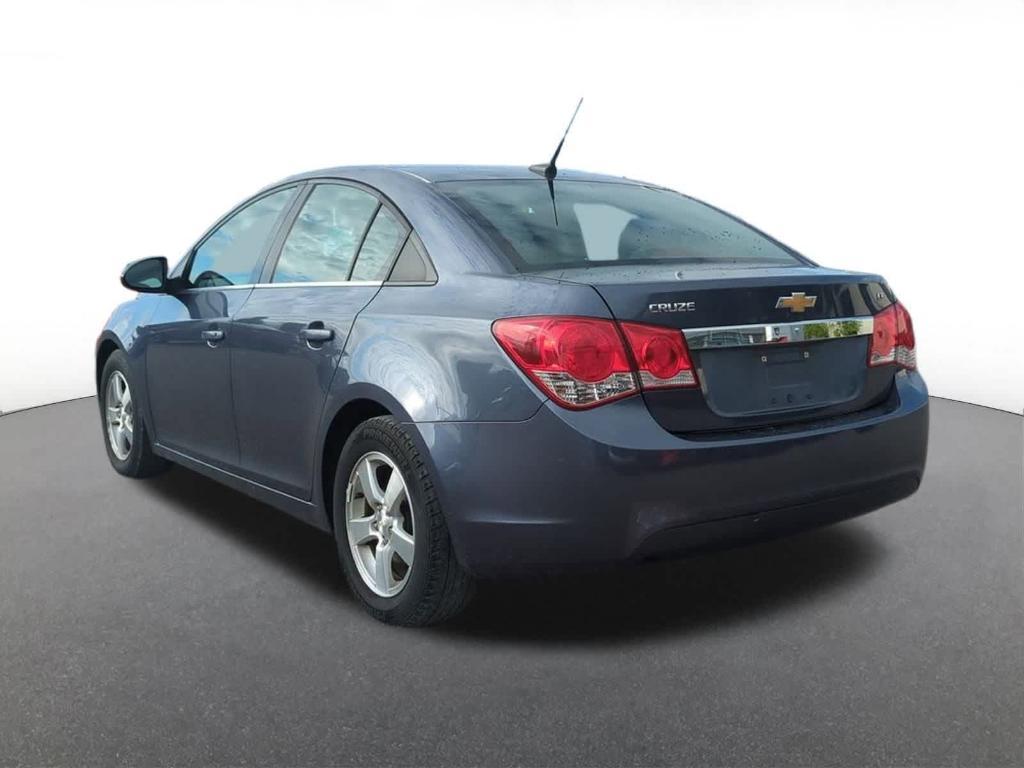 used 2014 Chevrolet Cruze car, priced at $4,500