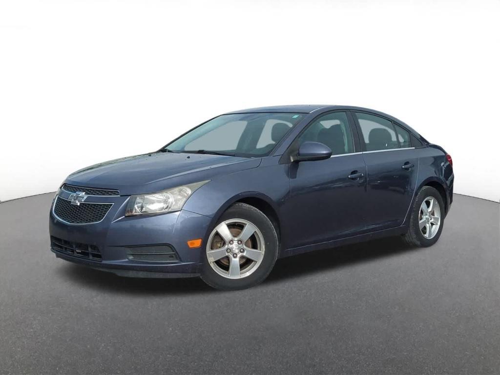 used 2014 Chevrolet Cruze car, priced at $4,500