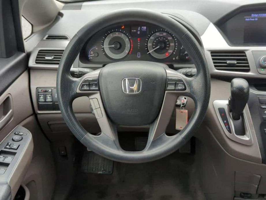 used 2013 Honda Odyssey car, priced at $6,000