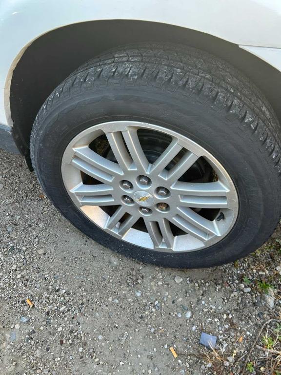 used 2015 Chevrolet Traverse car, priced at $2,000