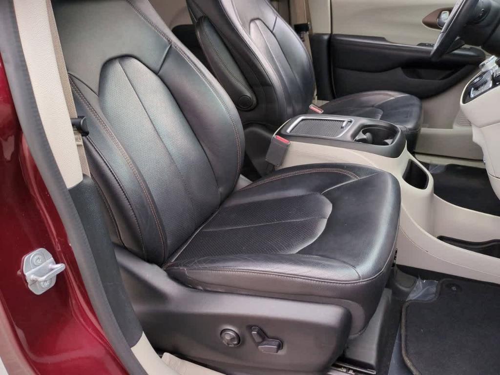 used 2018 Chrysler Pacifica car, priced at $16,997