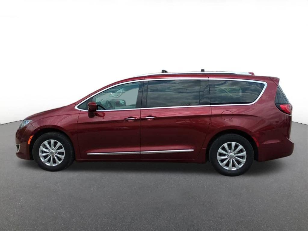 used 2018 Chrysler Pacifica car, priced at $16,997