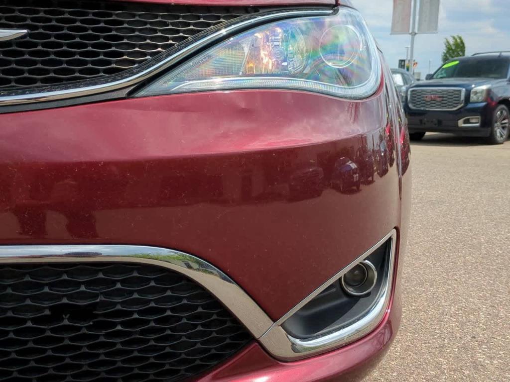 used 2018 Chrysler Pacifica car, priced at $16,997