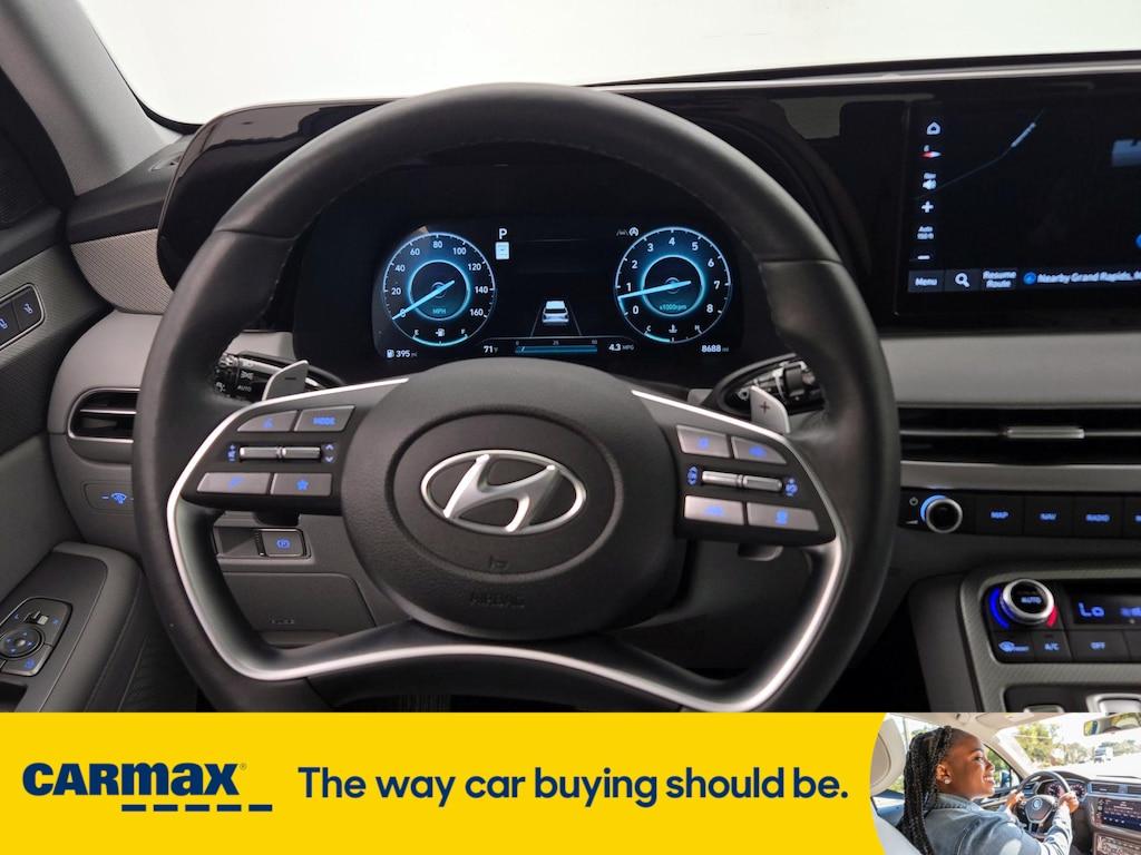 used 2024 Hyundai Palisade car, priced at $43,998