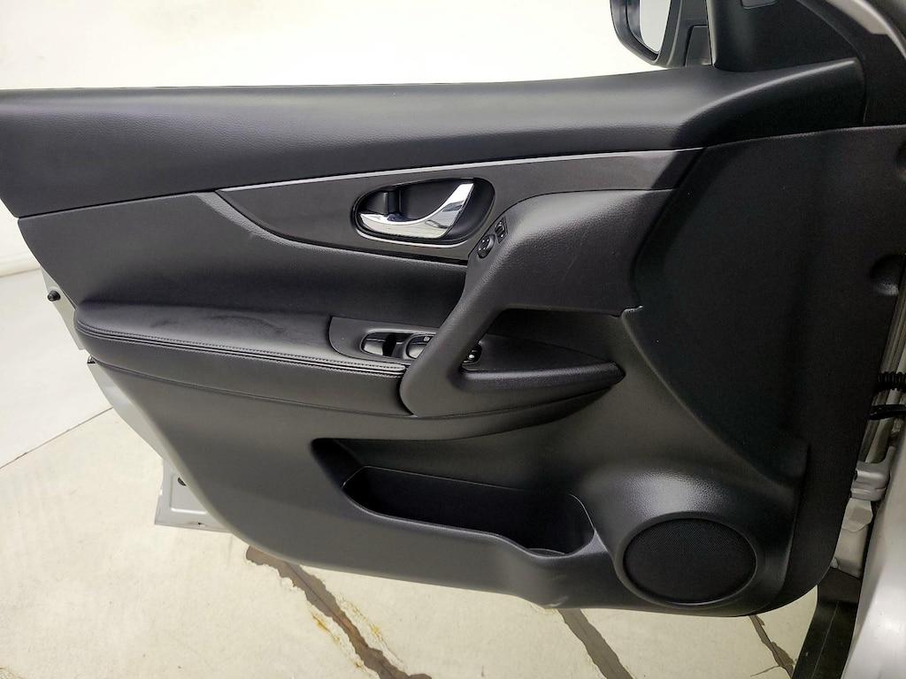 used 2018 Nissan Rogue car, priced at $14,998