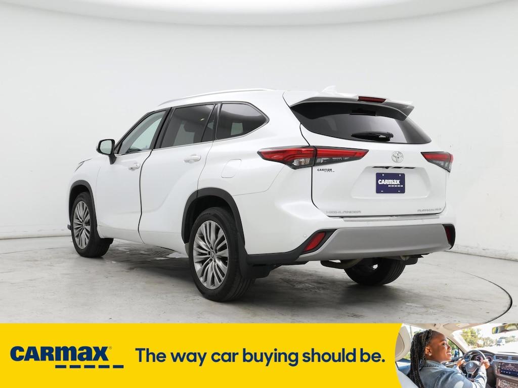 used 2022 Toyota Highlander car, priced at $48,998