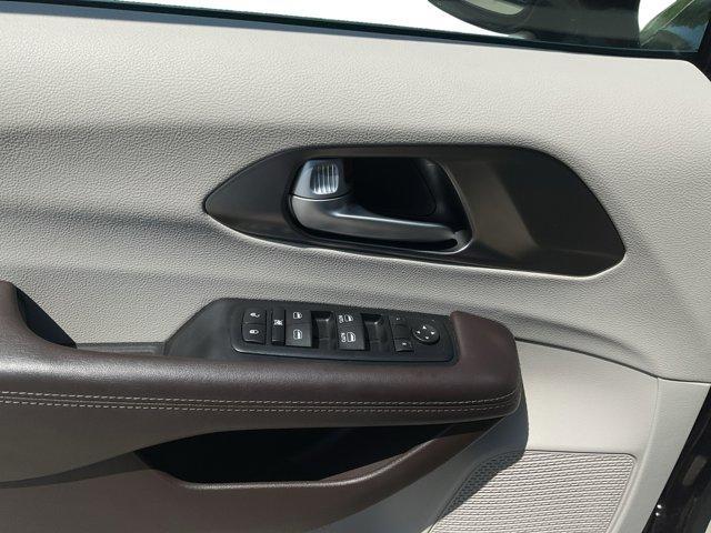 used 2017 Chrysler Pacifica car, priced at $16,000