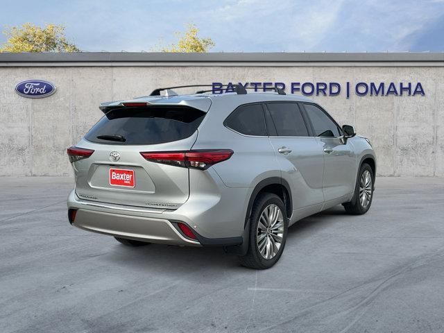 used 2022 Toyota Highlander car, priced at $38,000