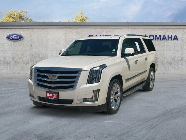 used 2015 Cadillac Escalade ESV car, priced at $22,984