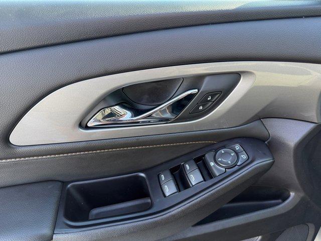 used 2019 Chevrolet Traverse car, priced at $21,044