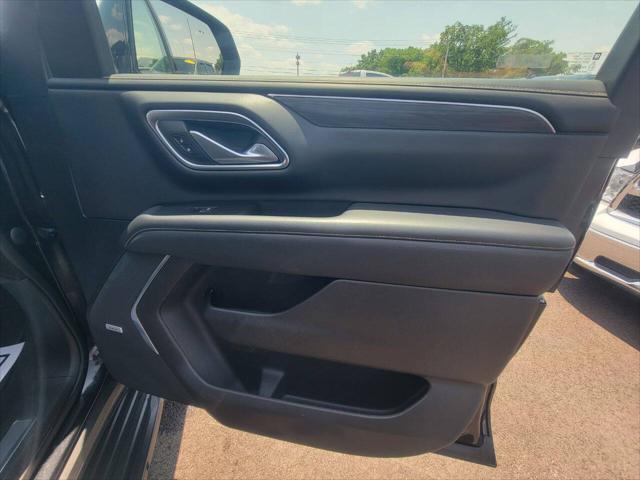used 2022 GMC Yukon XL car, priced at $39,995
