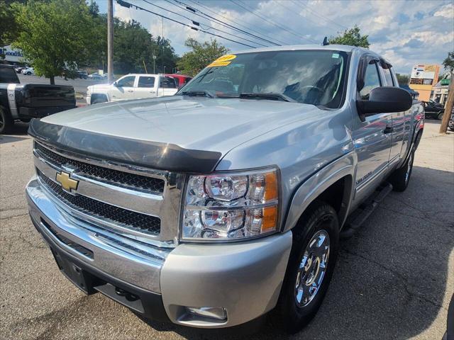 used 2011 Chevrolet Silverado 1500 car, priced at $17,995