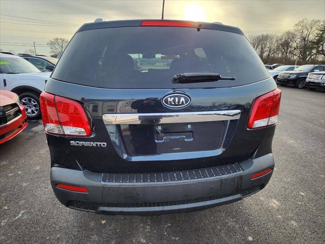 used 2013 Kia Sorento car, priced at $11,900