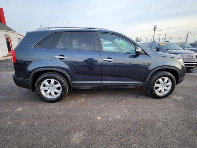 used 2013 Kia Sorento car, priced at $11,900