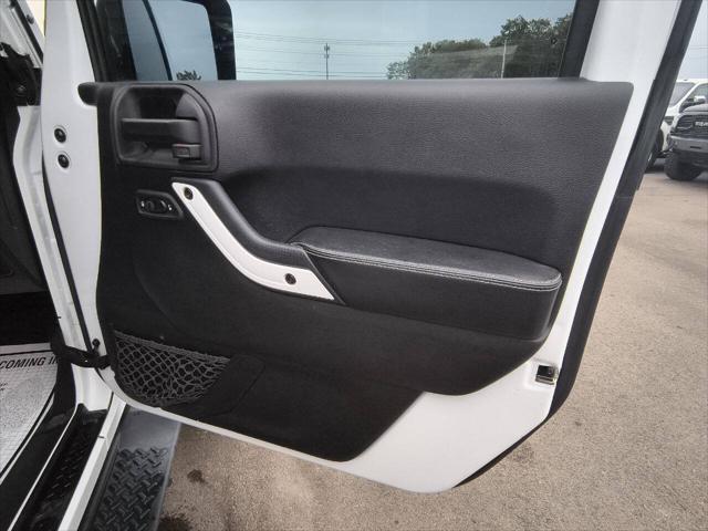 used 2014 Jeep Wrangler Unlimited car, priced at $22,900